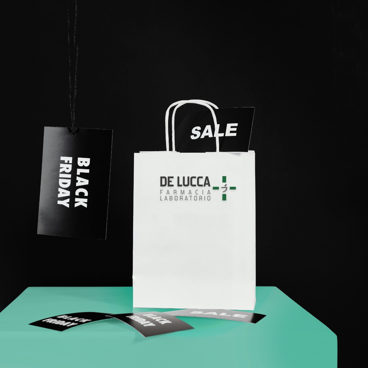 Black Friday 2024: scopri le offerte imperdibili in Farmacia De Lucca!